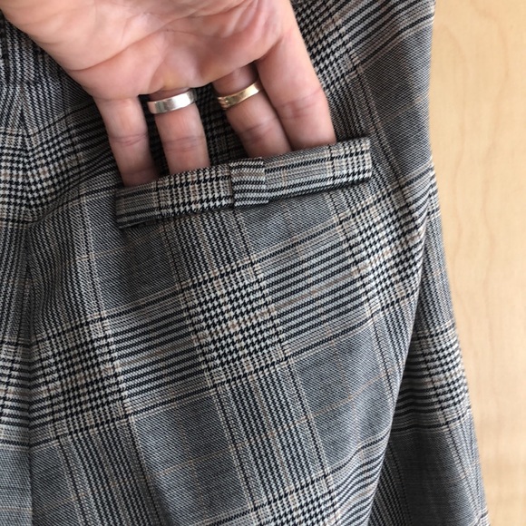 Kate Spade slacks. 4 - Picture 4 of 5